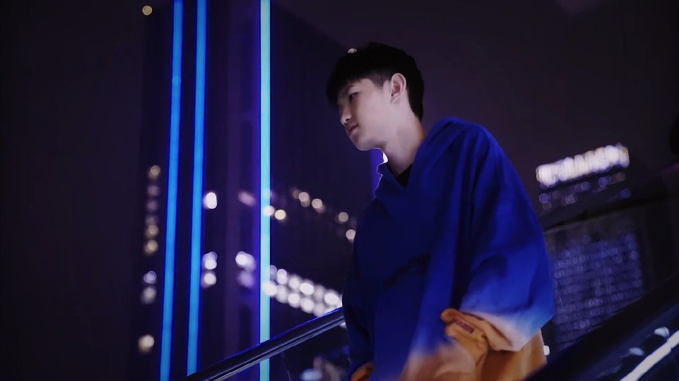 他的數據無