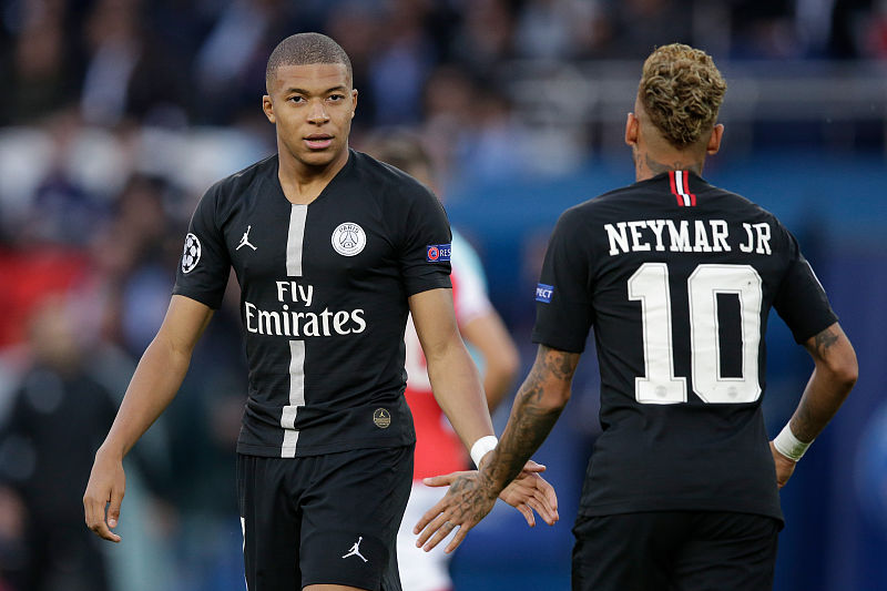 我们仍抱有 我们仍抱有