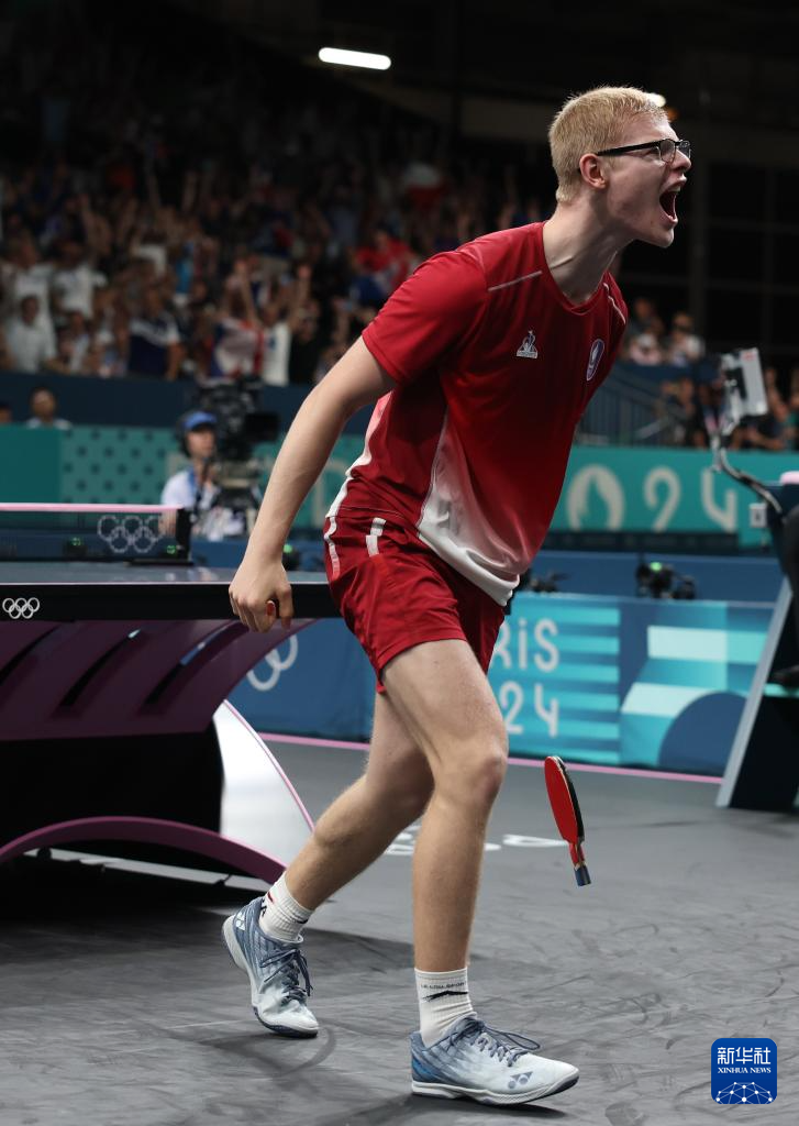 中反复出现 中反复出现