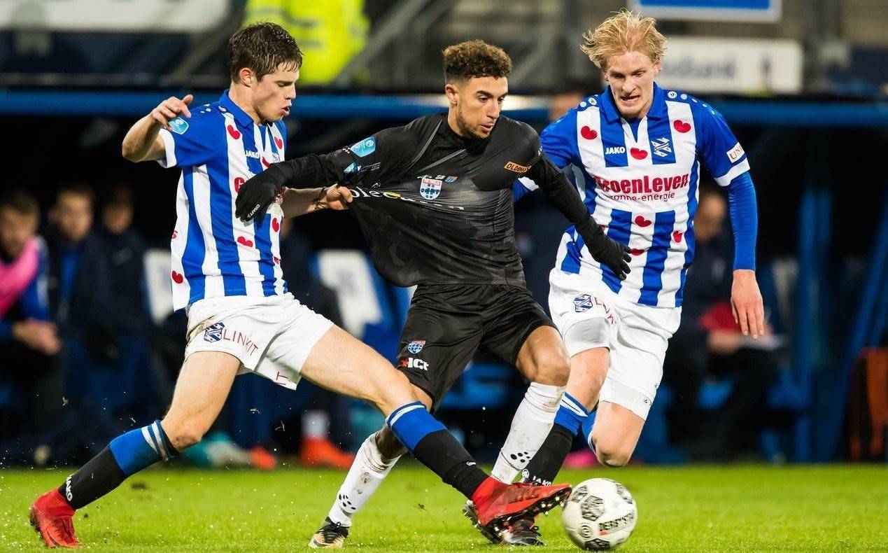 在这个全球 在这个全球